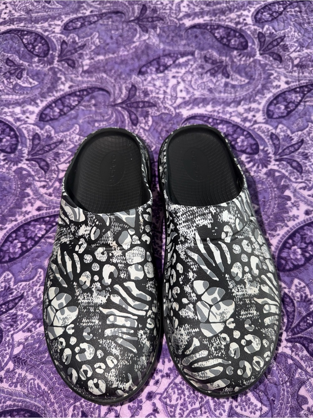 Oofos Womens Oocloog Limited